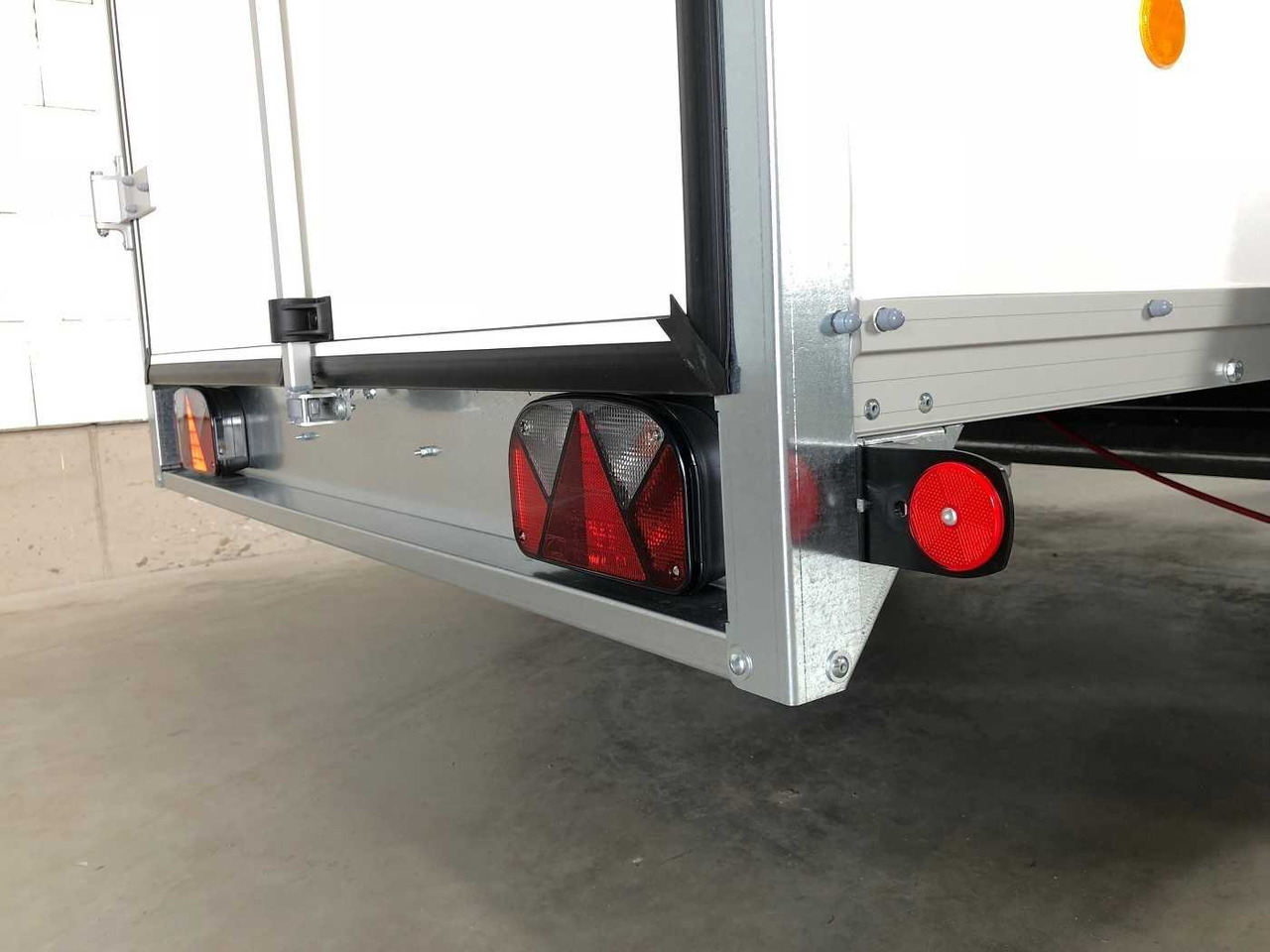 Remolque caja cerrada nuevo BOECKMANN KT 3015/20 H Kofferanhänger: foto 26