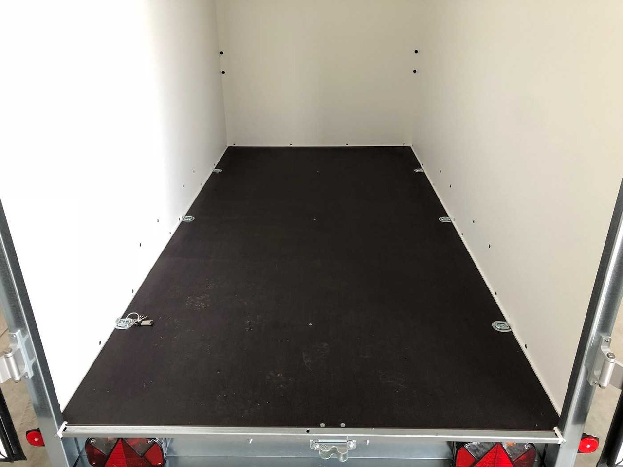 Remolque caja cerrada nuevo BOECKMANN KT 3015/20 H Kofferanhänger: foto 18