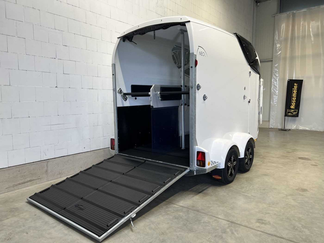 Remolque para caballos nuevo BOECKMANN Neo L SR WCF Pferdeanhänger: foto 12