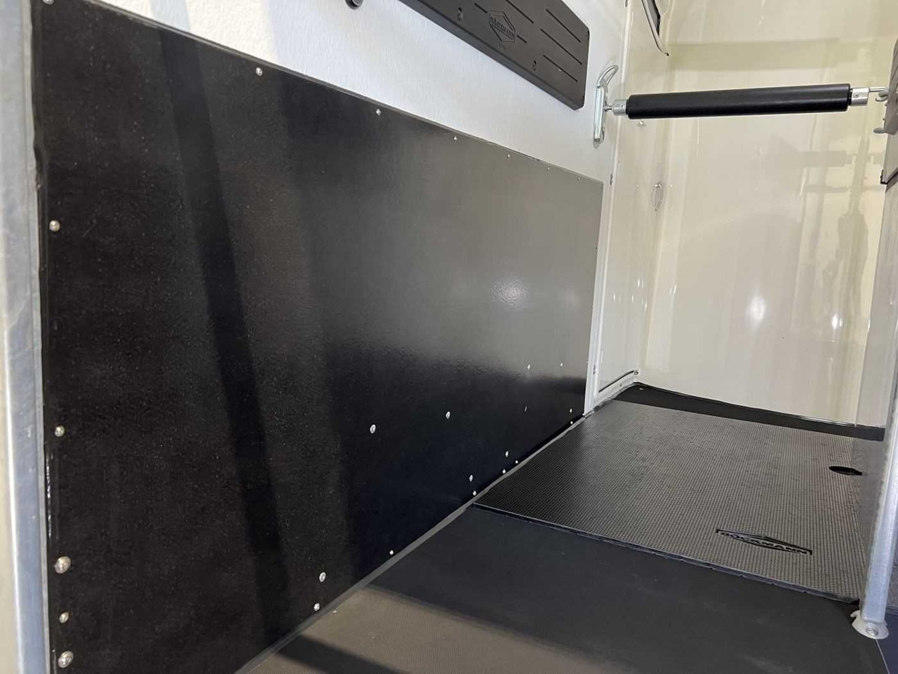Remolque para caballos nuevo BOECKMANN Neo L SR WCF Pferdeanhänger: foto 16