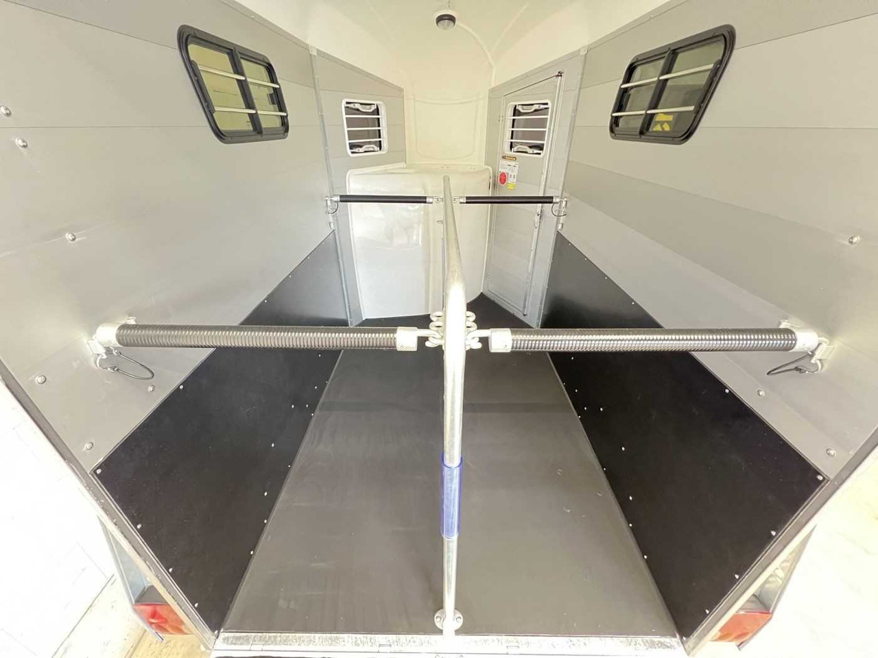 BOECKMANN Portax Esprit Eco Pferdeanhänger - Remolque para caballos: foto 4 BOECKMANN Portax Esprit Eco Pferdeanhänger - Remolque para caballos: foto 4