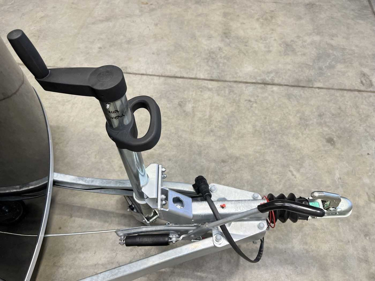 Remolque para moto nuevo CHEVAL LIBERTE C500 Roadster Alu-Felgen Regal Kofferanhänger: foto 30