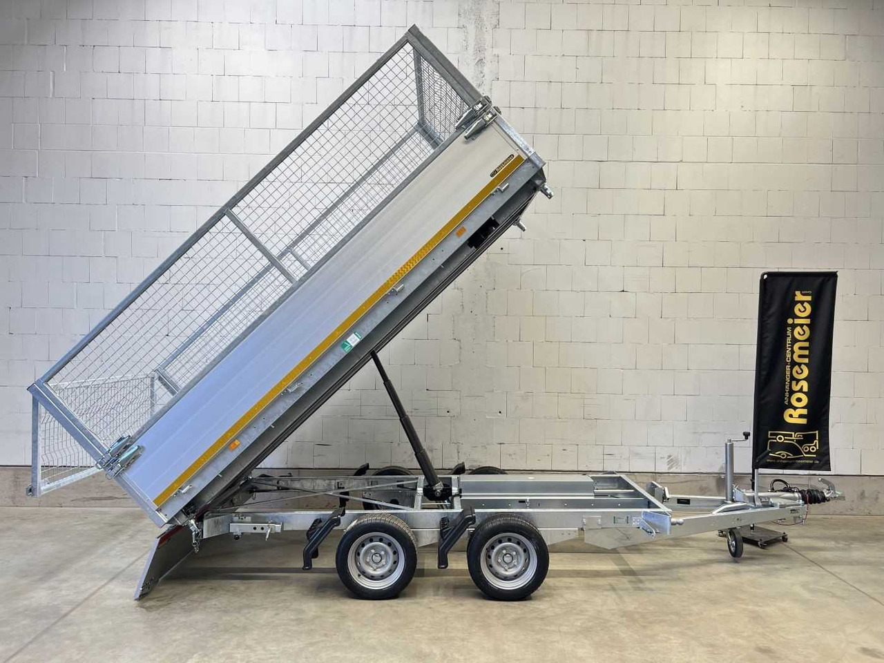 EDUARD 3318-4-34-3563-P Gitter Dreiseitenkipper - Remolque volquete: foto 1 EDUARD 3318-4-34-3563-P Gitter Dreiseitenkipper - Remolque volquete: foto 1