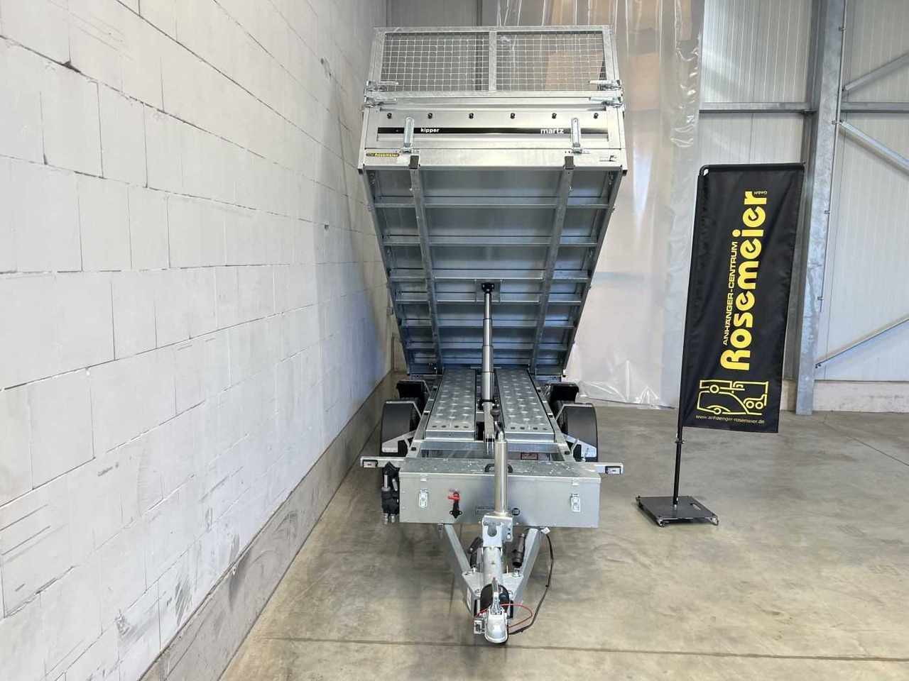 Remolque volquete nuevo MARTZ Kipper 300/2 C S 2,7T Gitter Dreiseitenkipper: foto 15 Remolque volquete nuevo MARTZ Kipper 300/2 C S 2,7T Gitter Dreiseitenkipper: foto 15