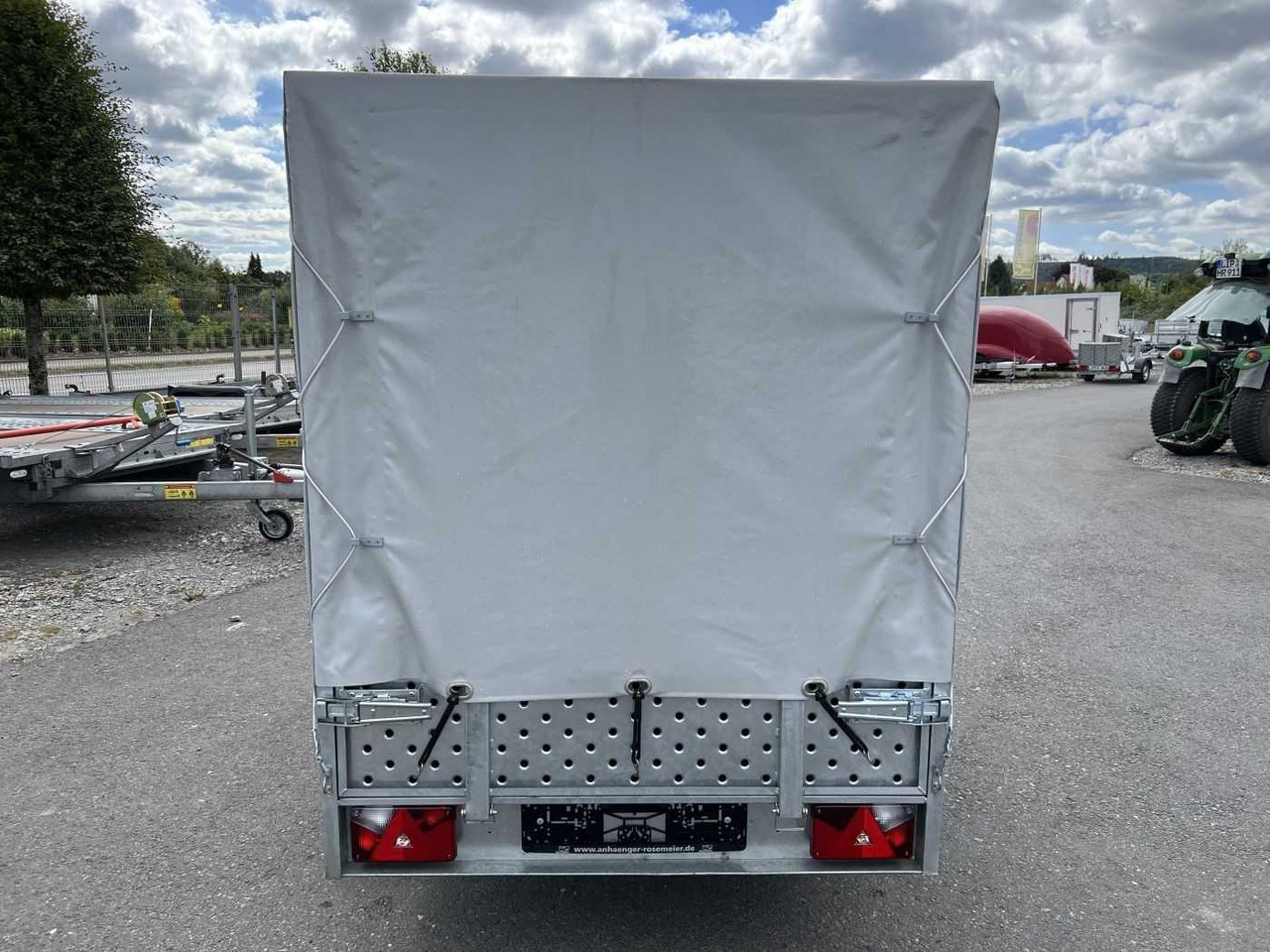 SARIS McAlu Pro DV75 mit Plane Kastenanhänger ungebrem - Remolque de coche: foto 4 SARIS McAlu Pro DV75 mit Plane Kastenanhänger ungebrem - Remolque de coche: foto 4