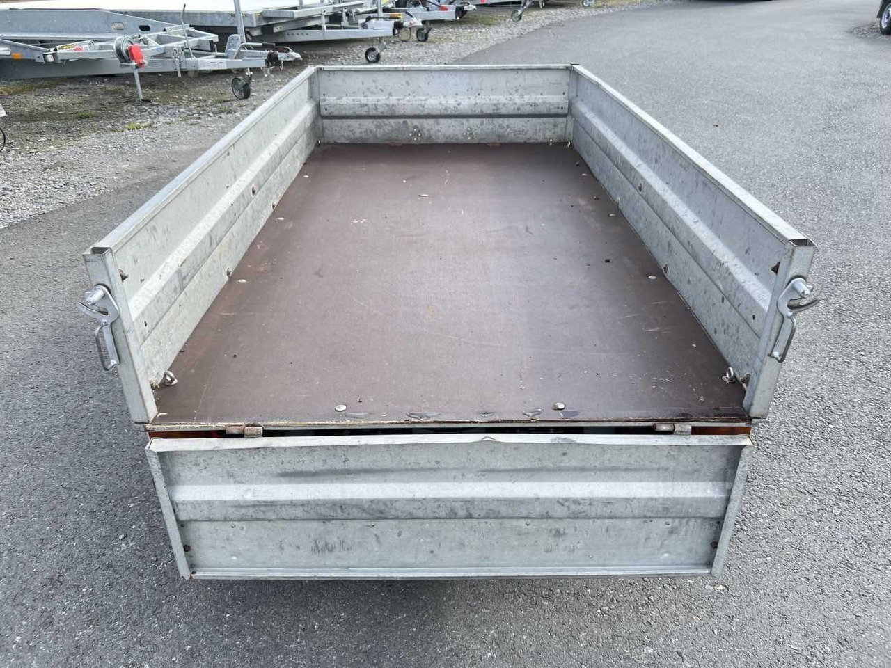 STEMA HP 85 Kastenanhänger gebremst - Remolque de coche: foto 3 STEMA HP 85 Kastenanhänger gebremst - Remolque de coche: foto 3
