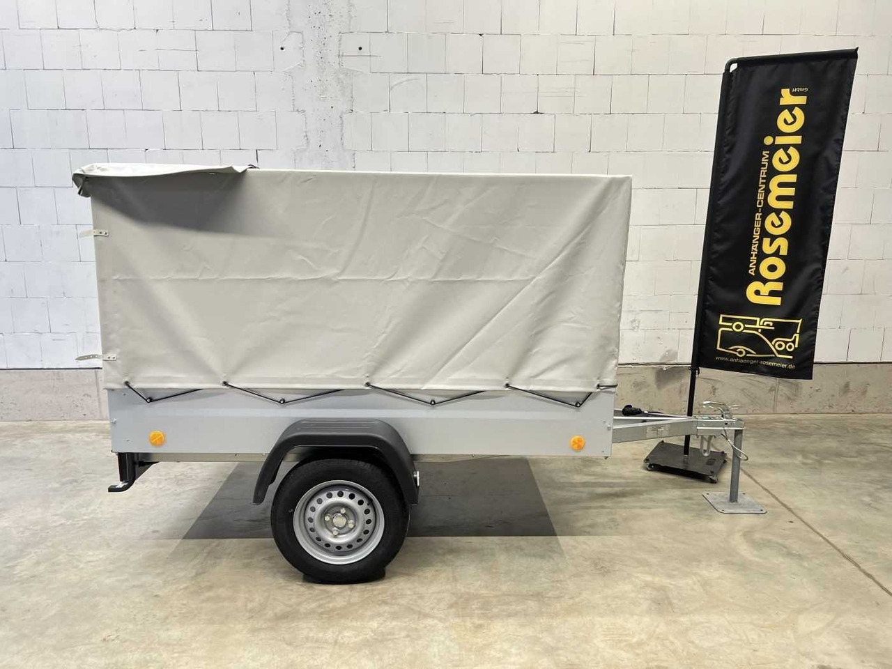 TPV TL-EU2 mit Plane Kastenanhänger ungebremst - Remolque de coche: foto 4 TPV TL-EU2 mit Plane Kastenanhänger ungebremst - Remolque de coche: foto 4