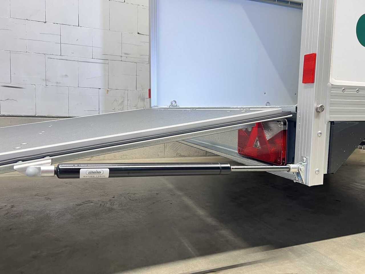 UNSINN UKU 301519-20-13 Rampe Kofferanhänger - Remolque caja cerrada: foto 4 UNSINN UKU 301519-20-13 Rampe Kofferanhänger - Remolque caja cerrada: foto 4