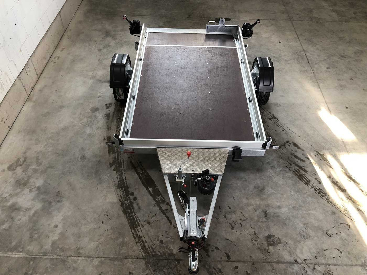 VEZEKO Husky FB 13.28 Absenker - Remolque para moto: foto 2 VEZEKO Husky FB 13.28 Absenker - Remolque para moto: foto 2