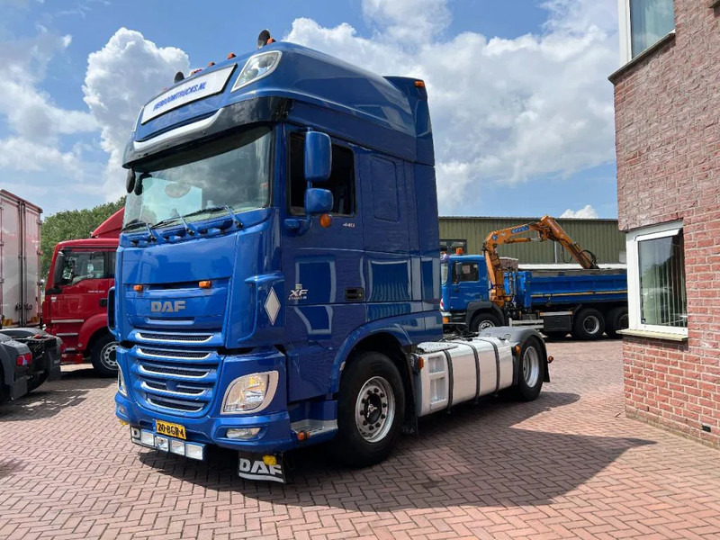 DAF XF 440 SUPER SPACECAB 2 TANKS TOPCONDTION HOLLAND TRUCK EURO6!!! - Cabeza tractora: foto 2 DAF XF 440 SUPER SPACECAB 2 TANKS TOPCONDTION HOLLAND TRUCK EURO6!!! - Cabeza tractora: foto 2