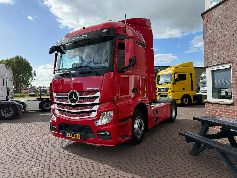 Mercedes-Benz Actros Actros 1842LS 4X2 Streamspace / ACC / Full MB service / Holland Truck - Cabeza tractora: foto 2 Mercedes-Benz Actros Actros 1842LS 4X2 Streamspace / ACC / Full MB service / Holland Truck - Cabeza tractora: foto 2