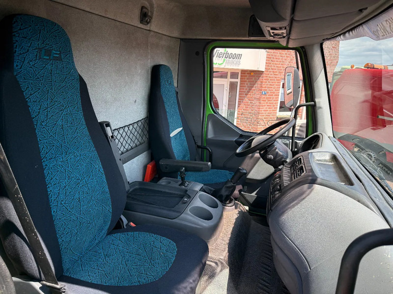 DAF LF 55 LF55-180 Machinetransporter / 6 cilinder / Manual / 7m / low kilometers - Camión portavehículos: foto 2 DAF LF 55 LF55-180 Machinetransporter / 6 cilinder / Manual / 7m / low kilometers - Camión portavehículos: foto 2
