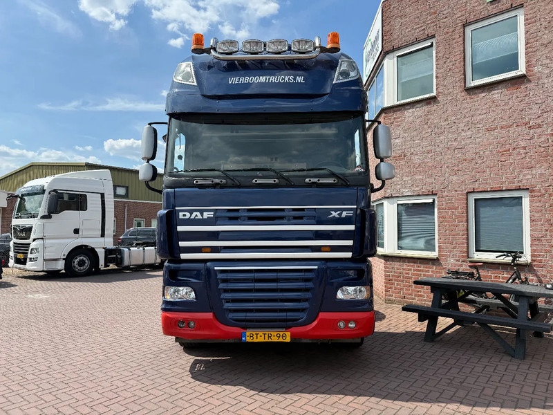 DAF XF 105 XF105-510 8X4 CHASSIS-RETARDER-HOLLAND TRUCK - Camión chasis: foto 4 DAF XF 105 XF105-510 8X4 CHASSIS-RETARDER-HOLLAND TRUCK - Camión chasis: foto 4
