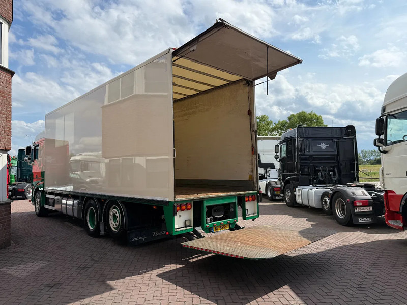 DAF XF 460 6x2 S[PACECAB "SWARTJES" OPBOUW 3000KG LAADKLEP EURO6 TOPSTAAT - Camión caja cerrada: foto 4 DAF XF 460 6x2 S[PACECAB "SWARTJES" OPBOUW 3000KG LAADKLEP EURO6 TOPSTAAT - Camión caja cerrada: foto 4
