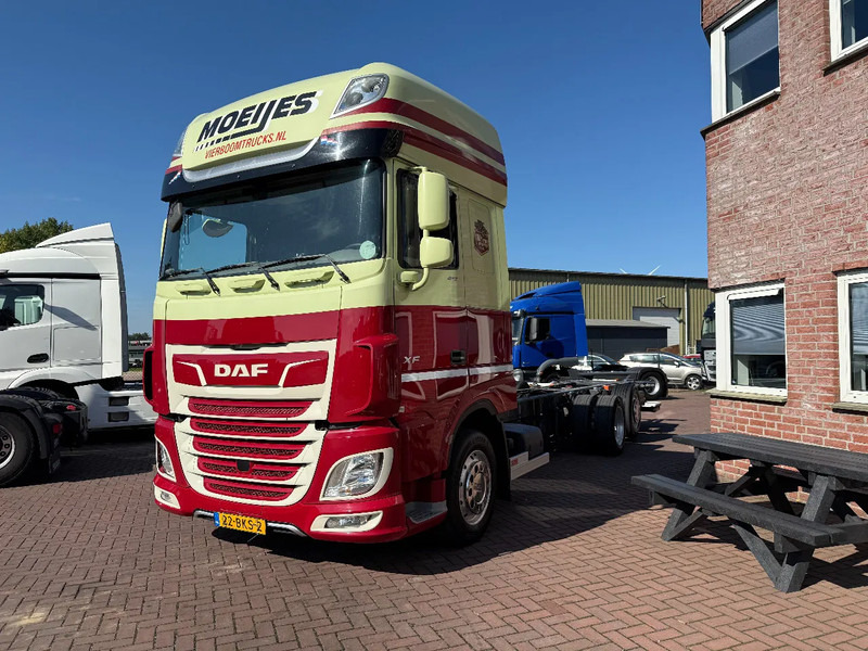 DAF XF 480 XF480 6X2 SSC CHASSIS EURO6 HOLLAND TRUCK TUV 4-2026 Smart Tacho - Camión chasis: foto 2 DAF XF 480 XF480 6X2 SSC CHASSIS EURO6 HOLLAND TRUCK TUV 4-2026 Smart Tacho - Camión chasis: foto 2