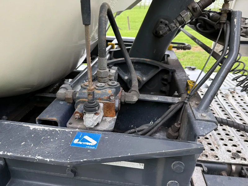 Semirremolque cisterna Kässbohrer SSK-60 Kipp-Silo 60.000liter TOP ZUSTAND HOLLAND TRAILER!!!!!!!!!: foto 8