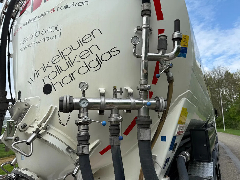Semirremolque cisterna Kässbohrer SSK-60 Kipp-Silo 60.000liter TOP ZUSTAND HOLLAND TRAILER!!!!!!!!!: foto 19