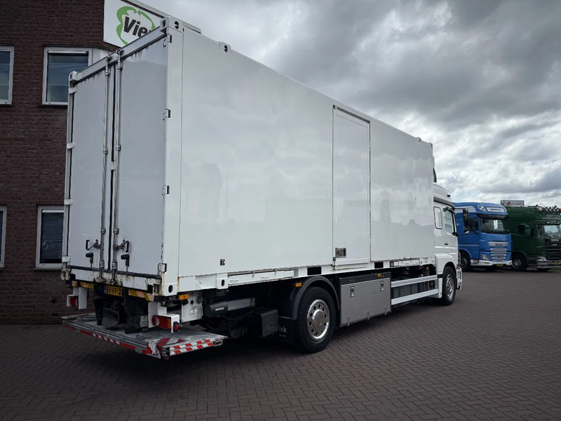 Mercedes-Benz Axor 1829 Axor 1829L BDF Mit Wechselkoffer+LBW Top NL Truck - Camión caja cerrada: foto 4 Mercedes-Benz Axor 1829 Axor 1829L BDF Mit Wechselkoffer+LBW Top NL Truck - Camión caja cerrada: foto 4