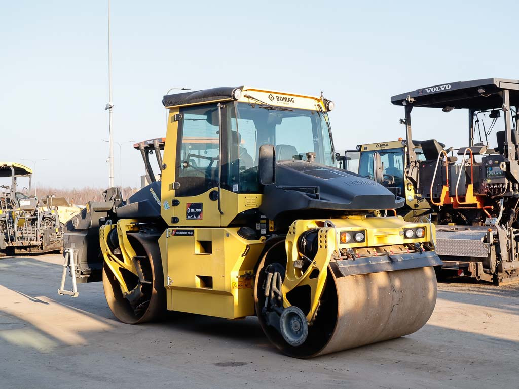 BOMAG BW 174 AP-4v - Apisonadora de asfalto: foto 4 BOMAG BW 174 AP-4v - Apisonadora de asfalto: foto 4