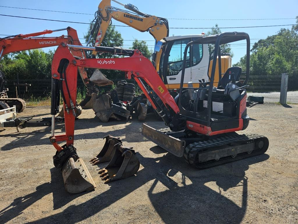 KUBOTA U 27-4 - Miniexcavadora: foto 2 KUBOTA U 27-4 - Miniexcavadora: foto 2
