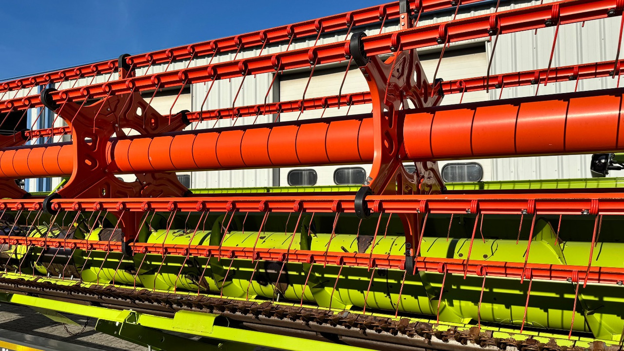 Cosechadora de granos CLAAS VARIO 1080   Schneidwerkswagen: foto 12