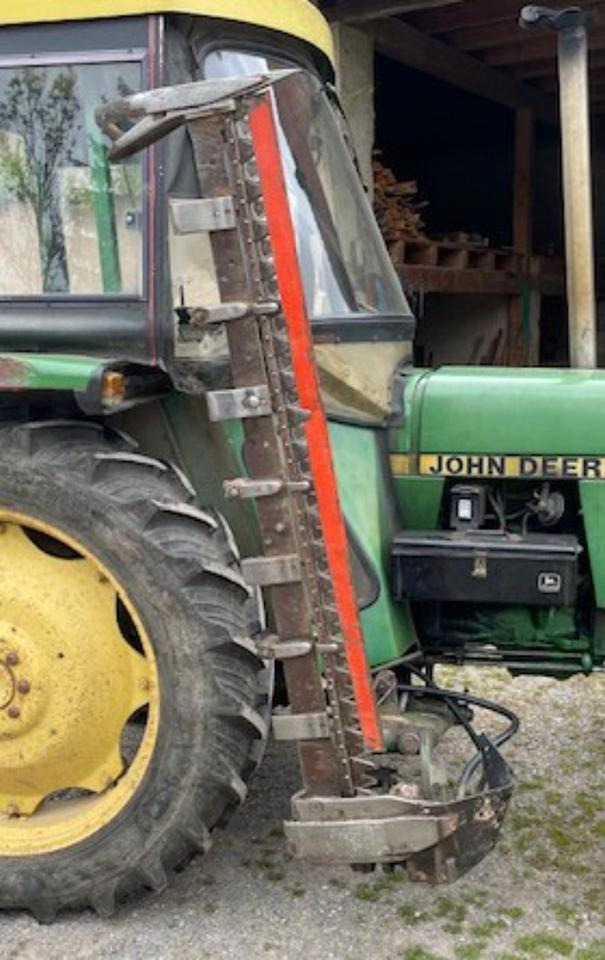 Doppelmesser-Mähwerk, Seitenanbau, passend zum John Deere 1140 - Desbrozadora de martillos/ Trituradora: foto 1 Doppelmesser-Mähwerk, Seitenanbau, passend zum John Deere 1140 - Desbrozadora de martillos/ Trituradora: foto 1