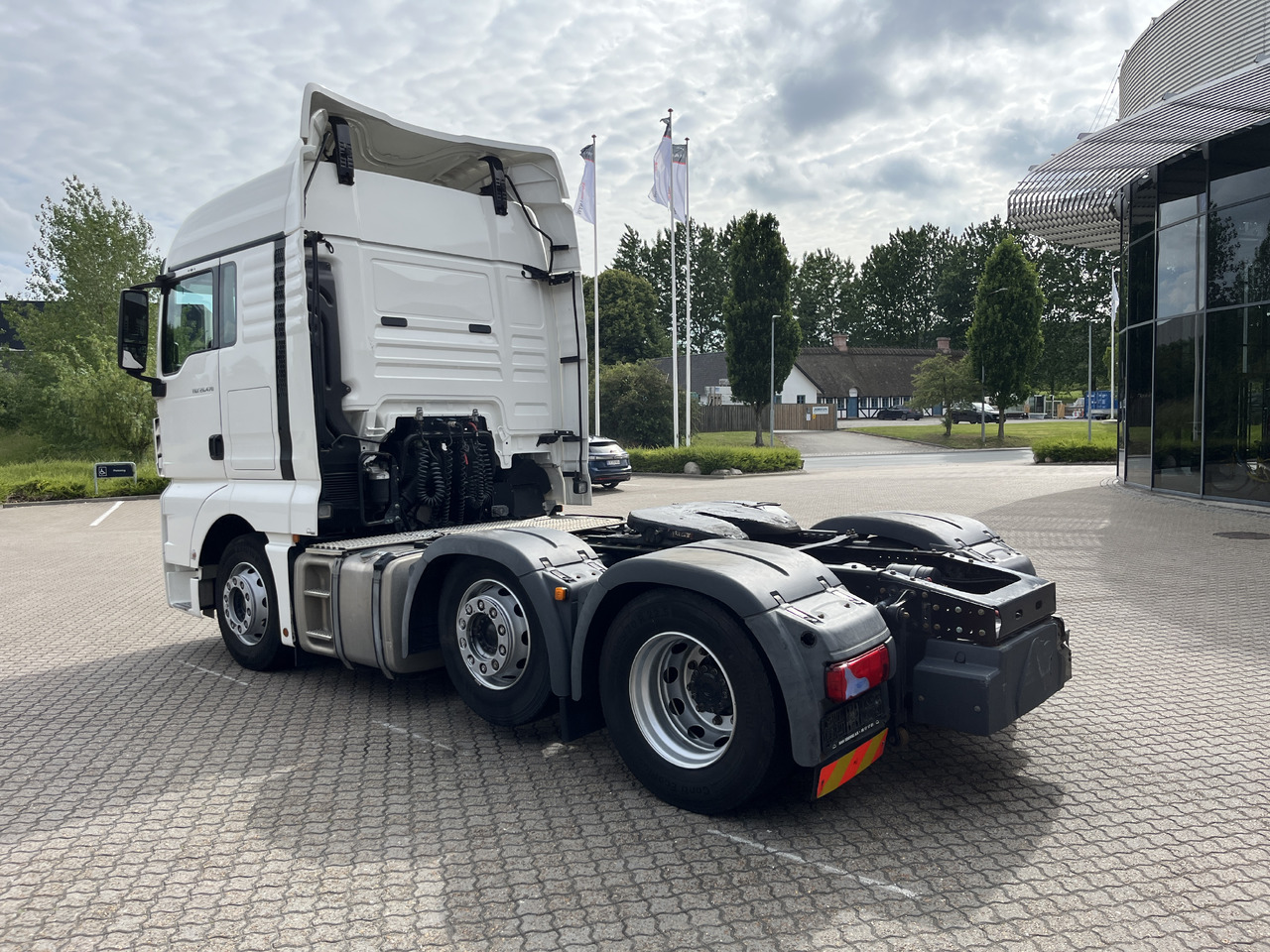 MAN TGX 26.470 6x2-2 - Cabeza tractora: foto 3 MAN TGX 26.470 6x2-2 - Cabeza tractora: foto 3