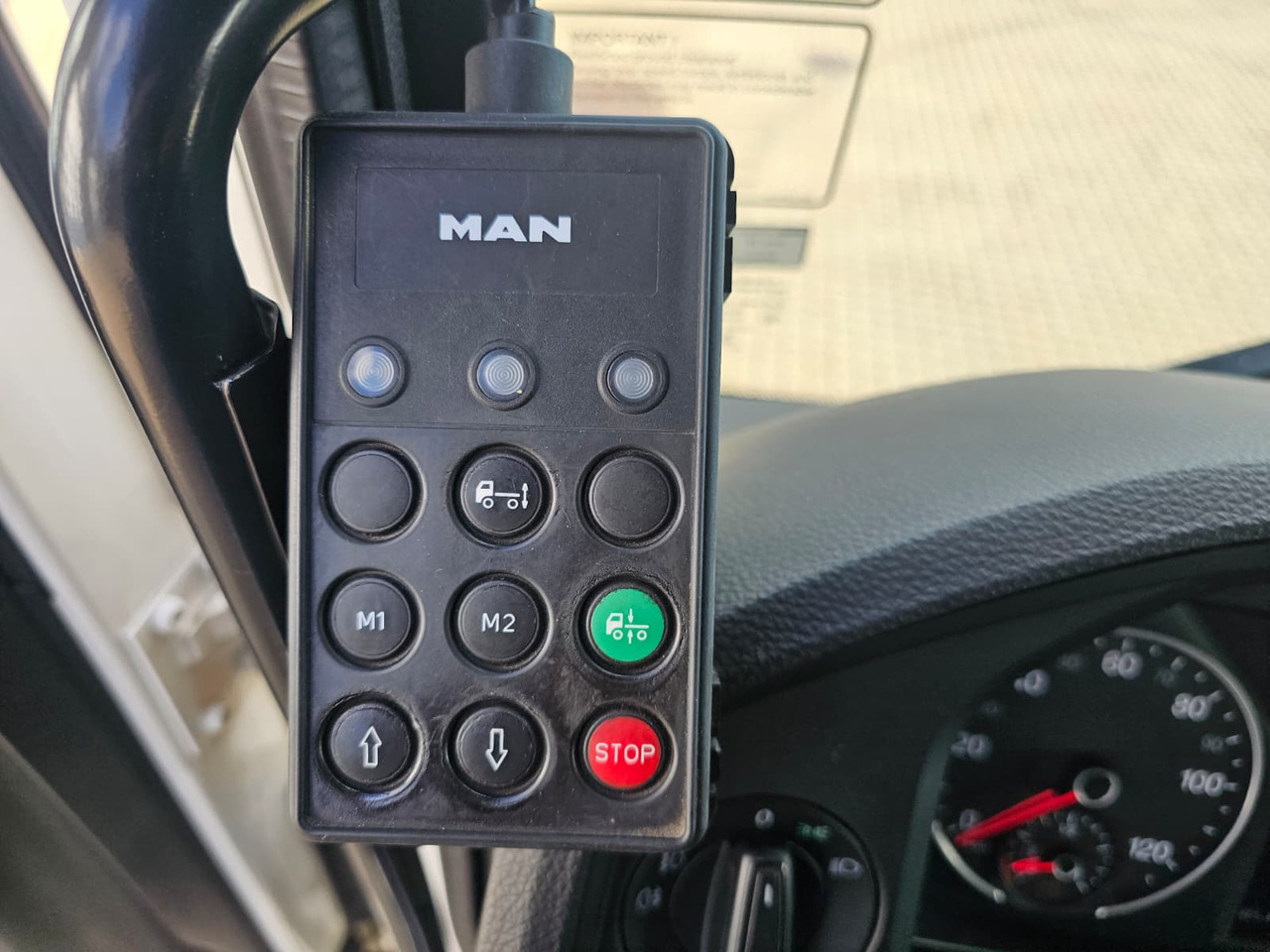 Cabeza tractora MAN TGX 26.510 hydraulik: foto 30 Cabeza tractora MAN TGX 26.510 hydraulik: foto 30