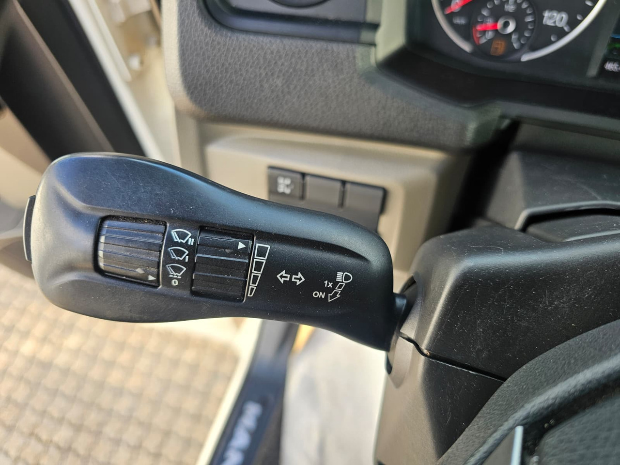 Cabeza tractora MAN TGX 26.510 hydraulik: foto 26 Cabeza tractora MAN TGX 26.510 hydraulik: foto 26