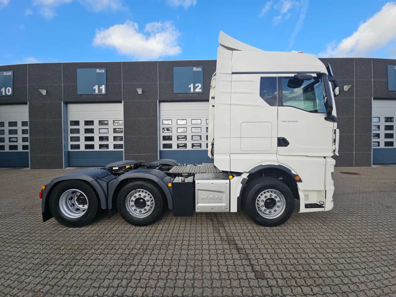 Cabeza tractora MAN TGX 26.510 hydraulik: foto 6 Cabeza tractora MAN TGX 26.510 hydraulik: foto 6