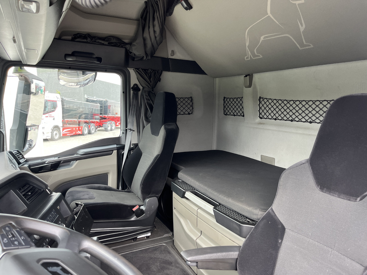 Cabeza tractora MAN TGX 26.510 hydraulik: foto 14 Cabeza tractora MAN TGX 26.510 hydraulik: foto 14