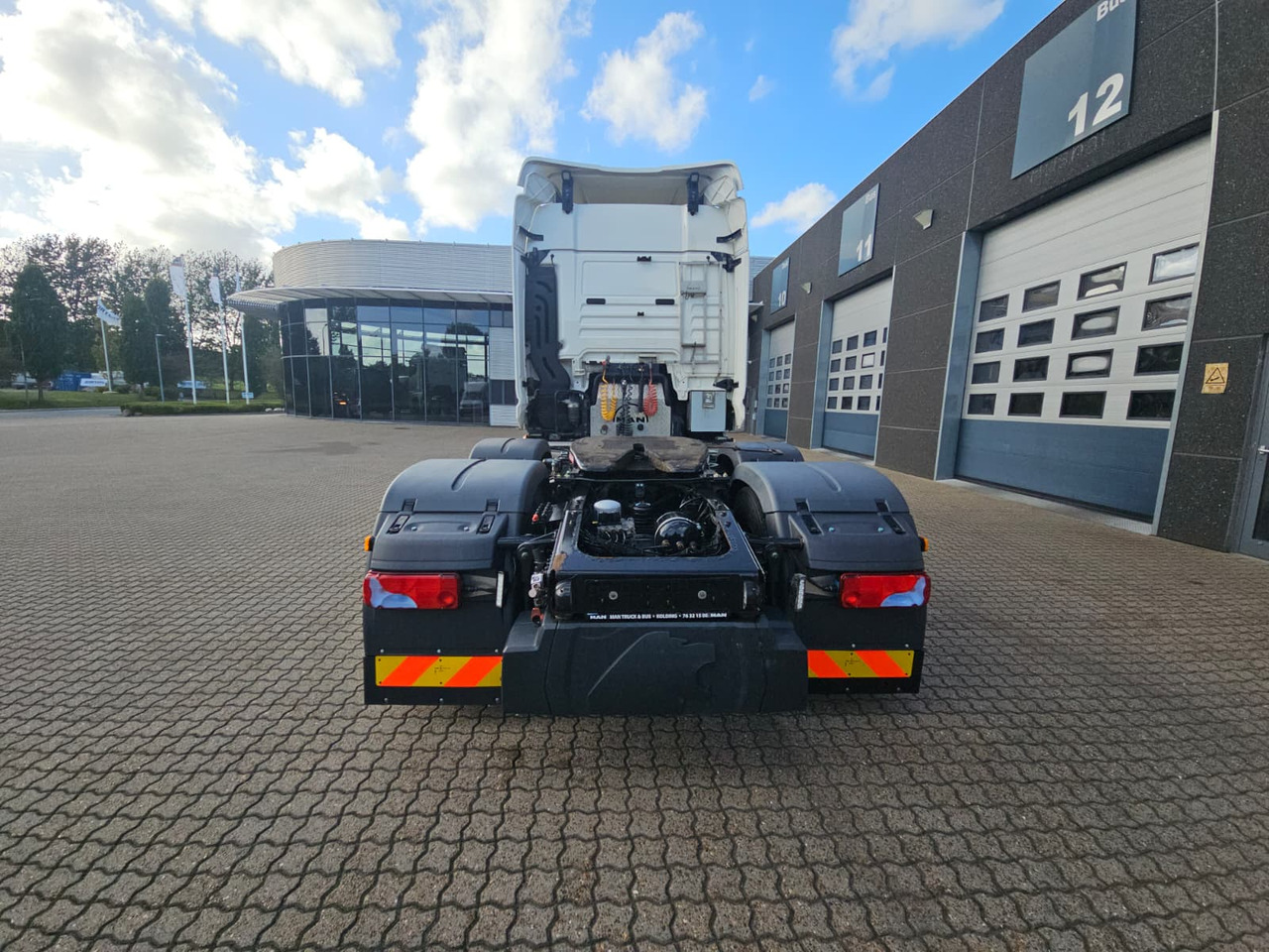 Cabeza tractora MAN TGX 26.510 hydraulik: foto 11 Cabeza tractora MAN TGX 26.510 hydraulik: foto 11