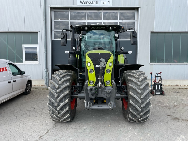 CLAAS Arion 660 CMATIC - Tractor: foto 2 CLAAS Arion 660 CMATIC - Tractor: foto 2