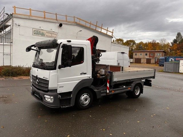Mercedes-Benz Atego 818 mit Ladekran - Camión grúa: foto 1 Mercedes-Benz Atego 818 mit Ladekran - Camión grúa: foto 1