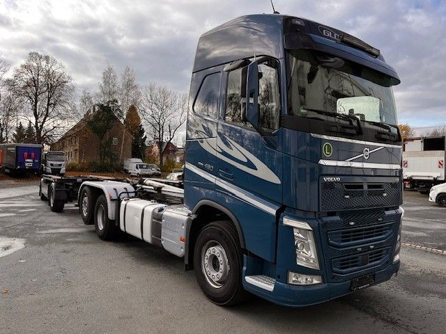 Volvo FH 460 Globetrotter Meiller Abrollkipper - Camión multibasculante: foto 1 Volvo FH 460 Globetrotter Meiller Abrollkipper - Camión multibasculante: foto 1