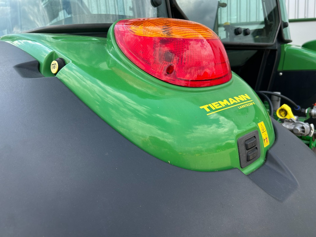 Tractor John Deere 6105 RC: foto 7