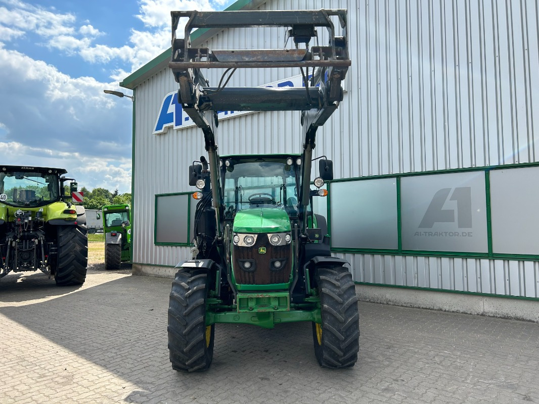 Tractor John Deere 6105 RC: foto 10