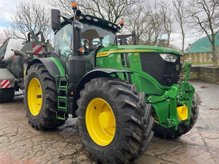 Leasing para John Deere 6R 250 John Deere 6R 250: foto 14