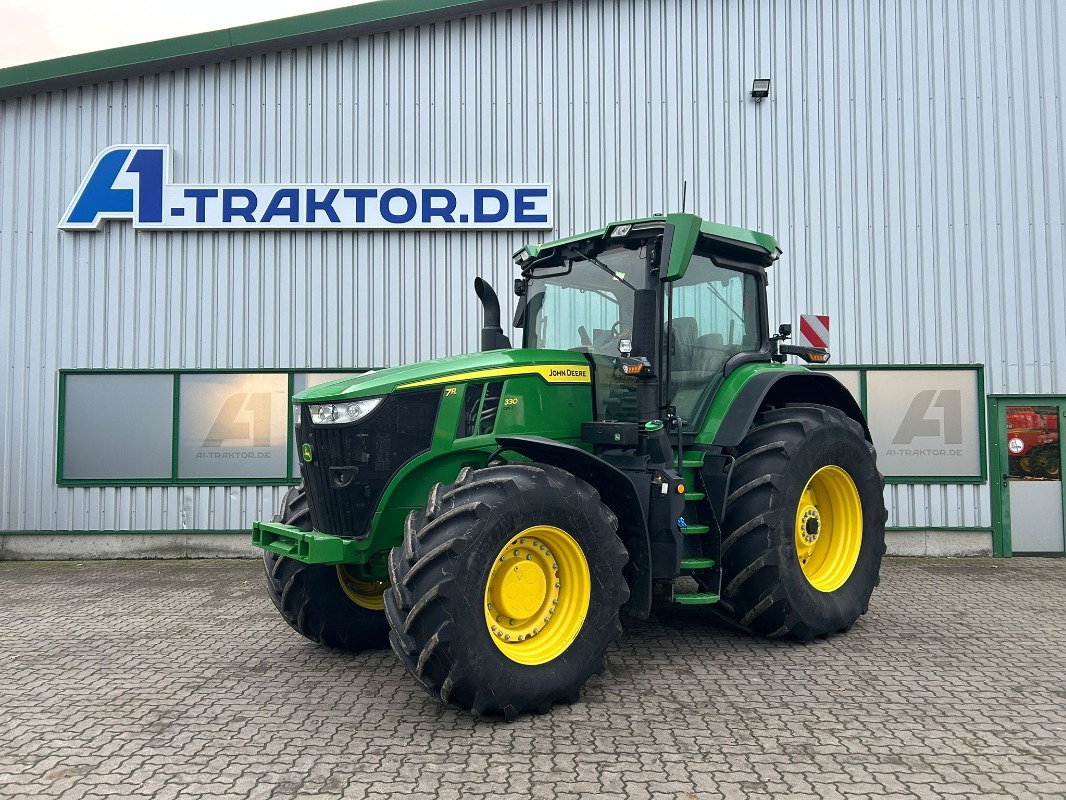 John Deere 7R 330 e23 - Tractor: foto 1 John Deere 7R 330 e23 - Tractor: foto 1