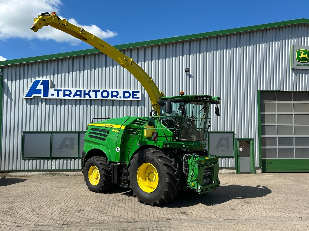 John Deere 8400i PREMIUM USED - Cosechadora: foto 1 John Deere 8400i PREMIUM USED - Cosechadora: foto 1