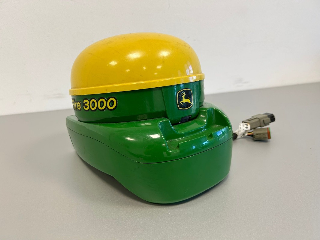 John Deere StarFire 3000 - Herramienta/ Equipo: foto 1 John Deere StarFire 3000 - Herramienta/ Equipo: foto 1