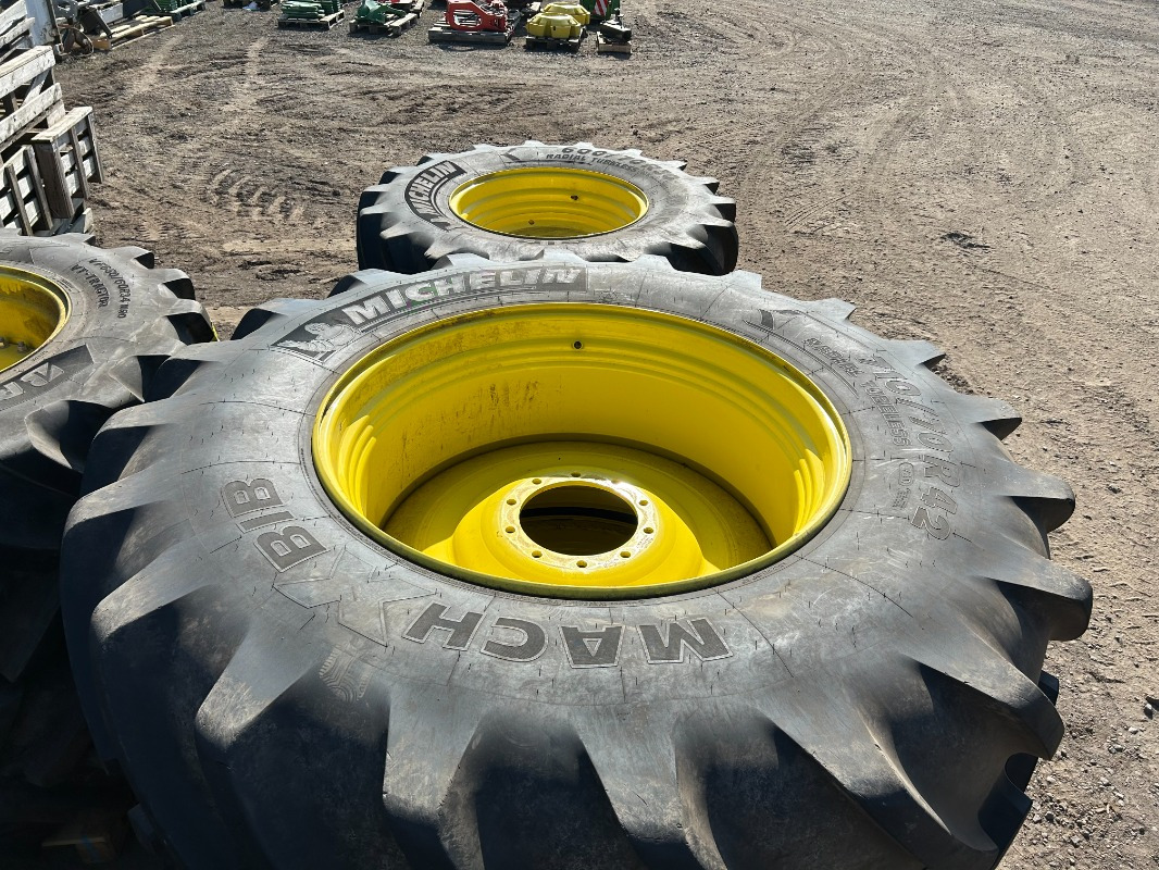 Michelin 710/70R42 und 600/70R30 Kompletträder - Neumático para Maquinaria agrícola: foto 4 Michelin 710/70R42 und 600/70R30 Kompletträder - Neumático para Maquinaria agrícola: foto 4