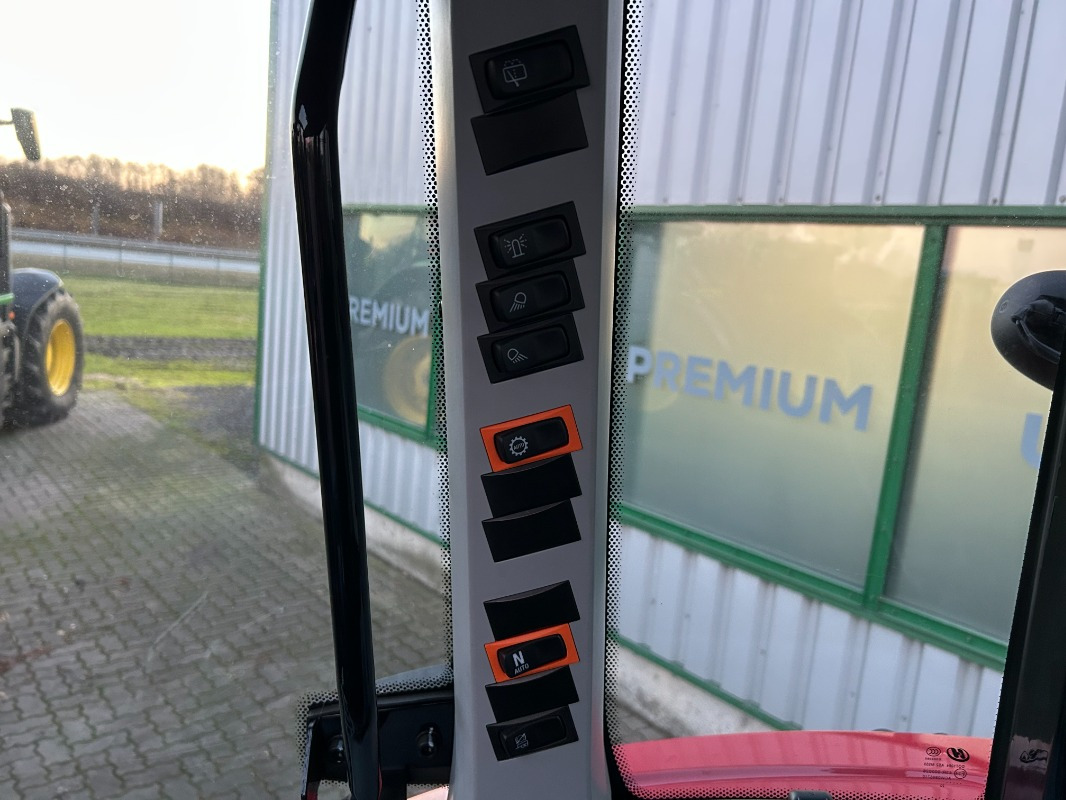 Tractor Valtra A85N: foto 12