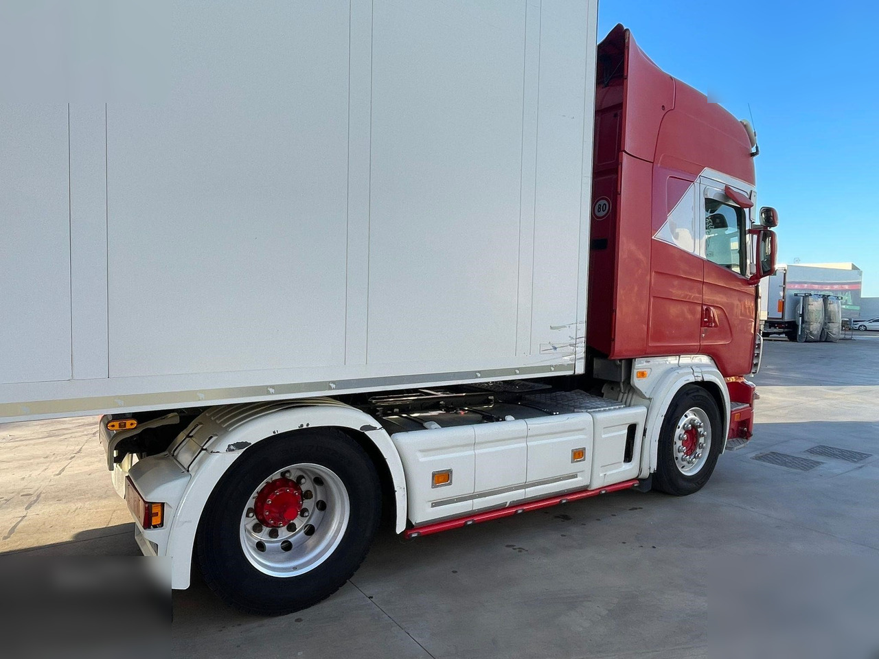 Cabeza tractora SCANIA R124.420: foto 8 Cabeza tractora SCANIA R124.420: foto 8