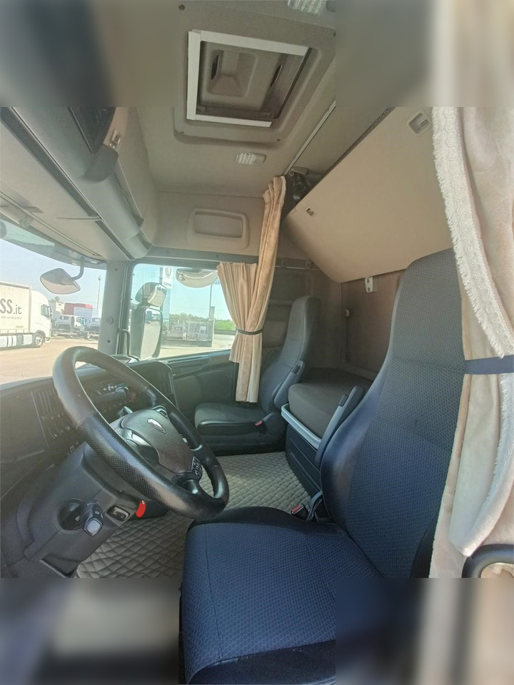 SCANIA R490 - Cabeza tractora: foto 5 SCANIA R490 - Cabeza tractora: foto 5
