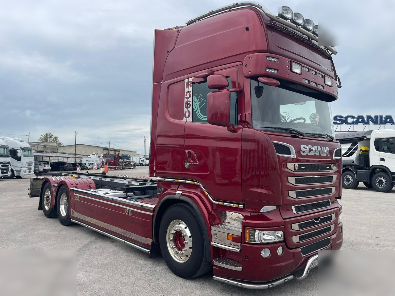 SCANIA R560 - Camión portacontenedore/ Intercambiable: foto 1 SCANIA R560 - Camión portacontenedore/ Intercambiable: foto 1