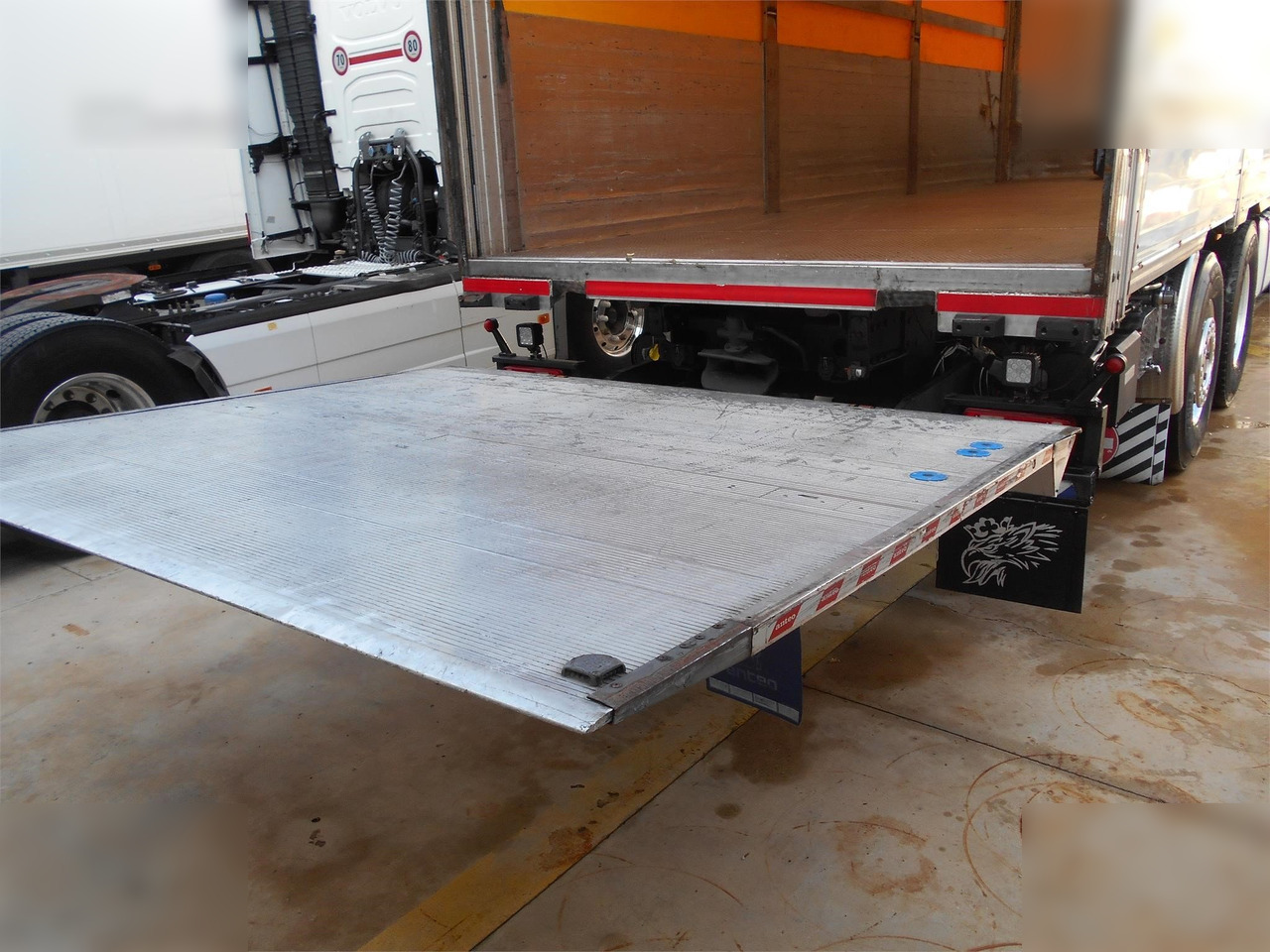 Camión lona SCANIA R620: foto 10