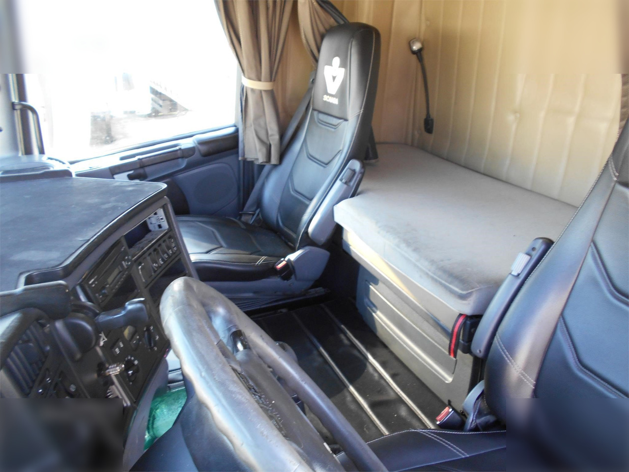 Camión lona SCANIA R620: foto 7