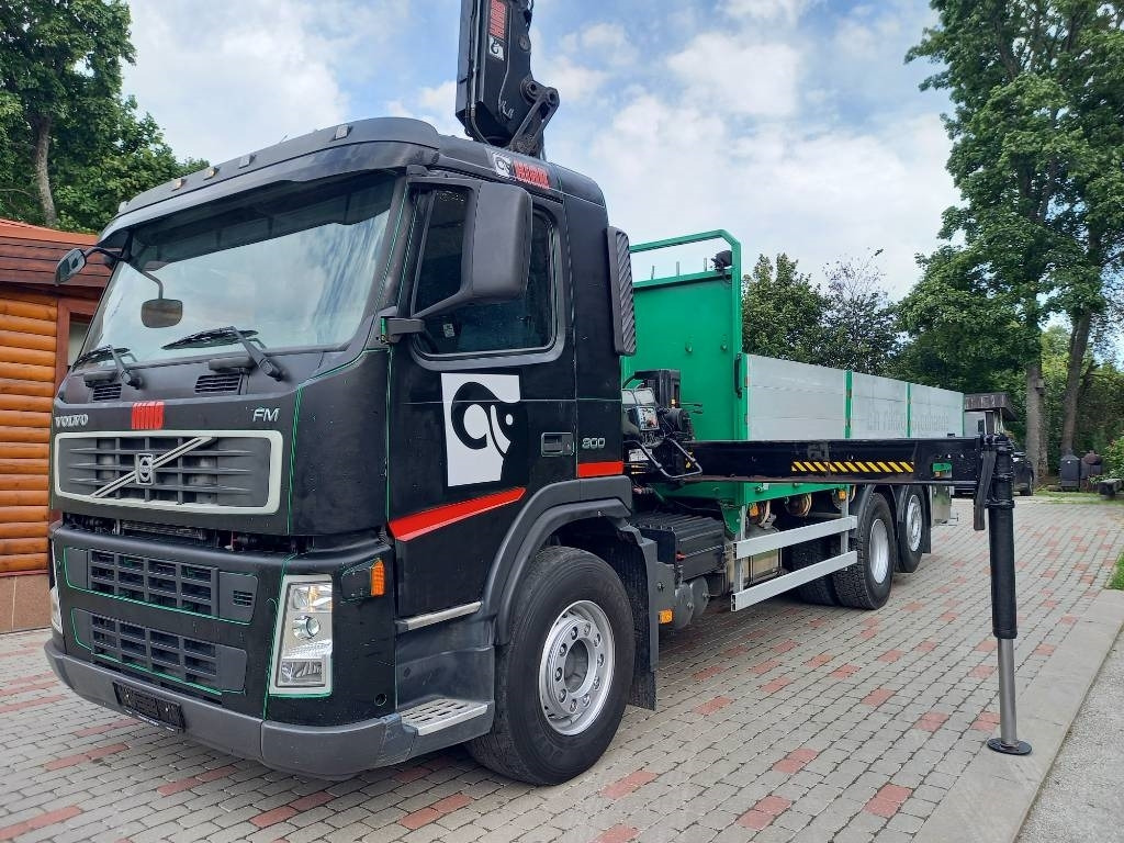 Volvo FM 300, 6x2, HIAB 166 E-5 - Camión grúa: foto 2 Volvo FM 300, 6x2, HIAB 166 E-5 - Camión grúa: foto 2