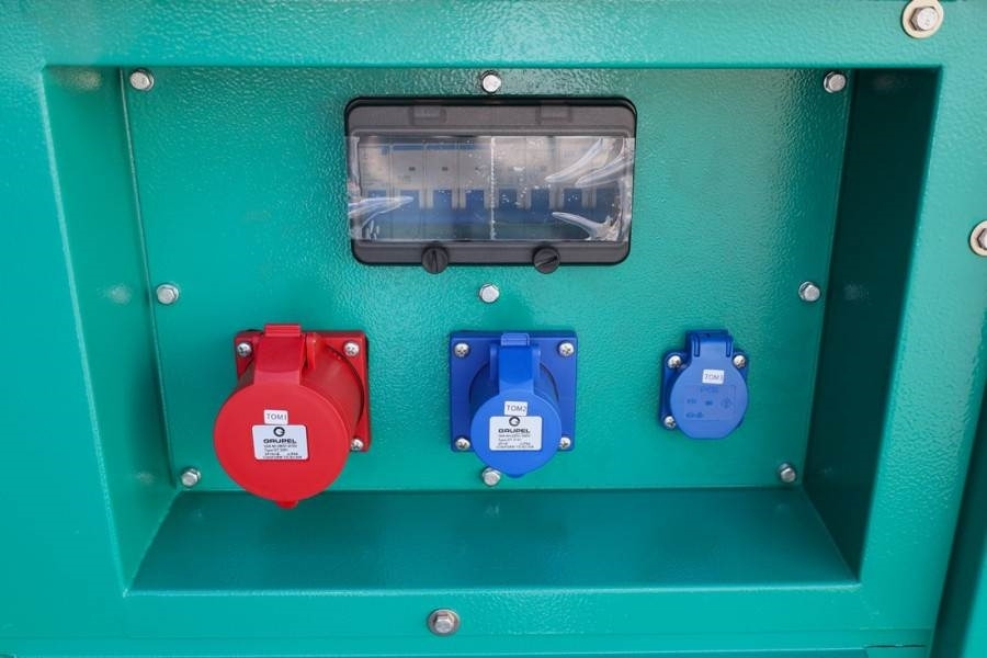 Cummins C38D5QS Declaration of Conformity, Diesel, 38kVA, - Generador industriale: foto 3 Cummins C38D5QS Declaration of Conformity, Diesel, 38kVA, - Generador industriale: foto 3